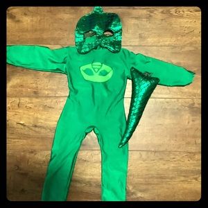 SOLD Gecko 🦎 costume